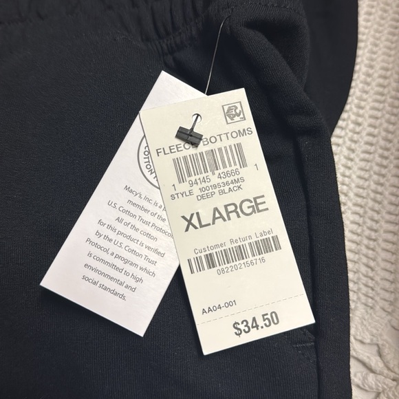 Ideology Women’s Deep Black Fleece Bottoms Size XL
Style 100195364MS NEW - Picture 8 of 15